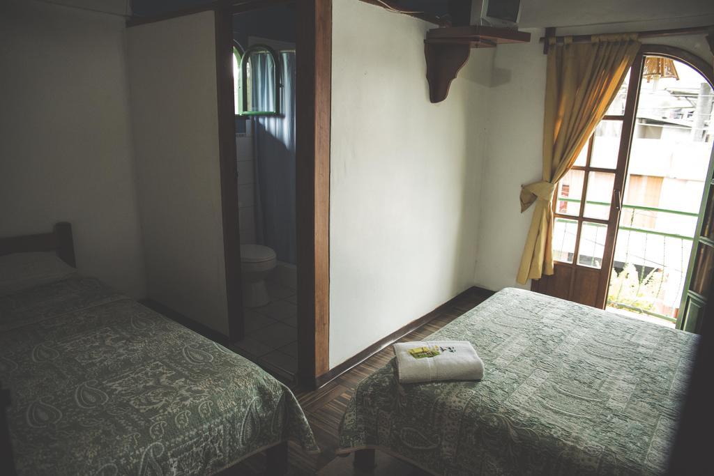 Hostal Las Palmas Puyo Zewnętrze zdjęcie