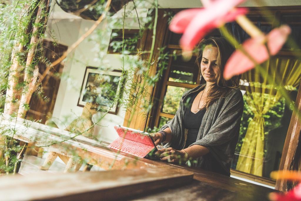 Hostal Las Palmas Puyo Zewnętrze zdjęcie