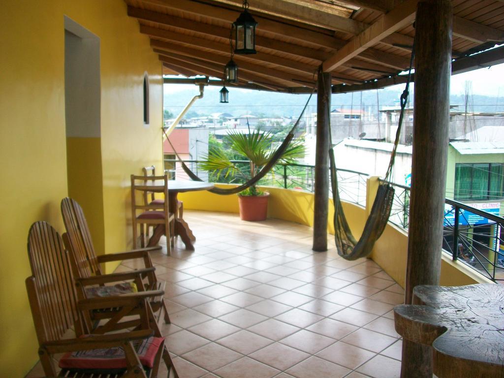Hostal Las Palmas Puyo Zewnętrze zdjęcie